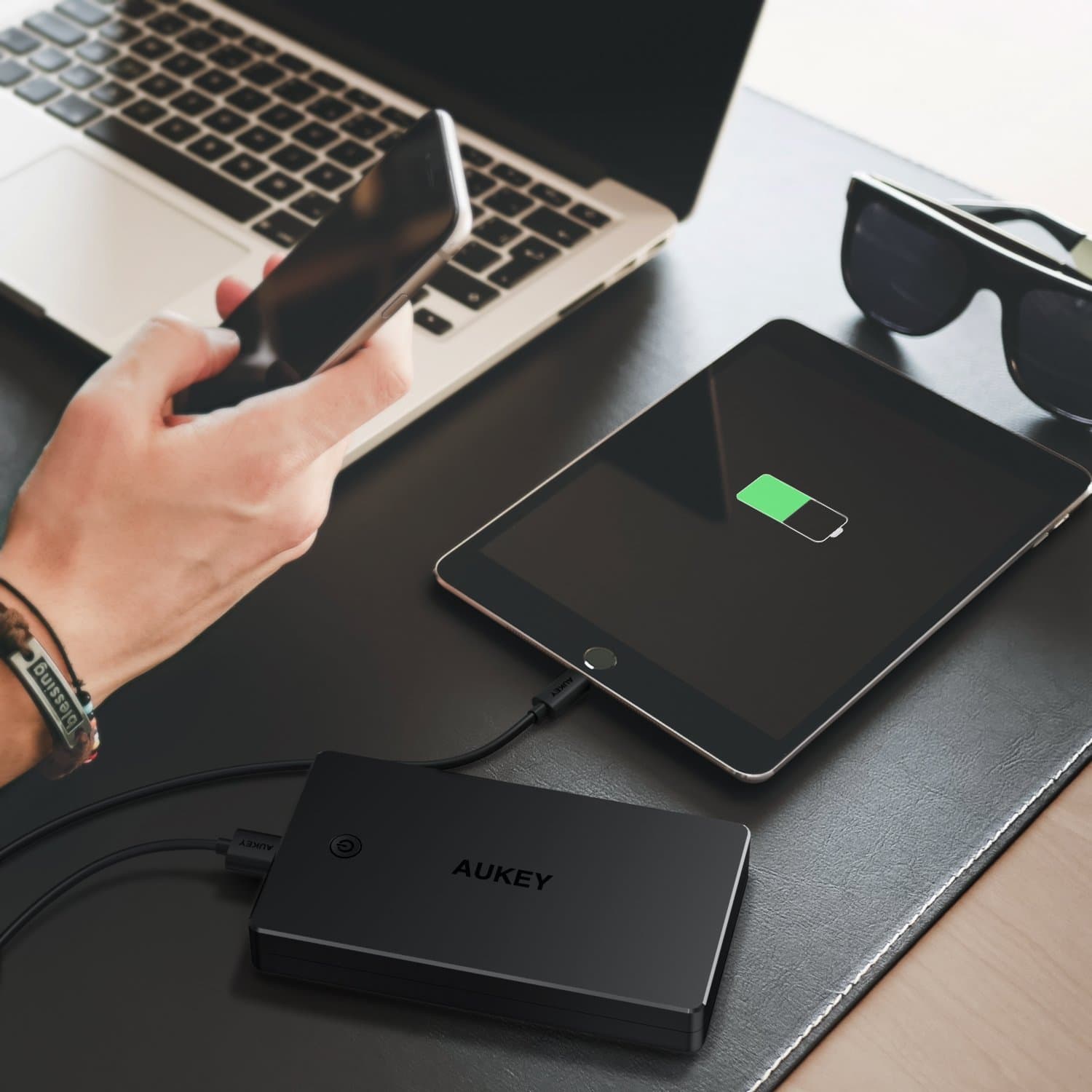 AUKEY PB-N36 V2 3.4A Dual Turbo Recharge AiPower 20000mAh Power Bank - Aukey Malaysia Official Store